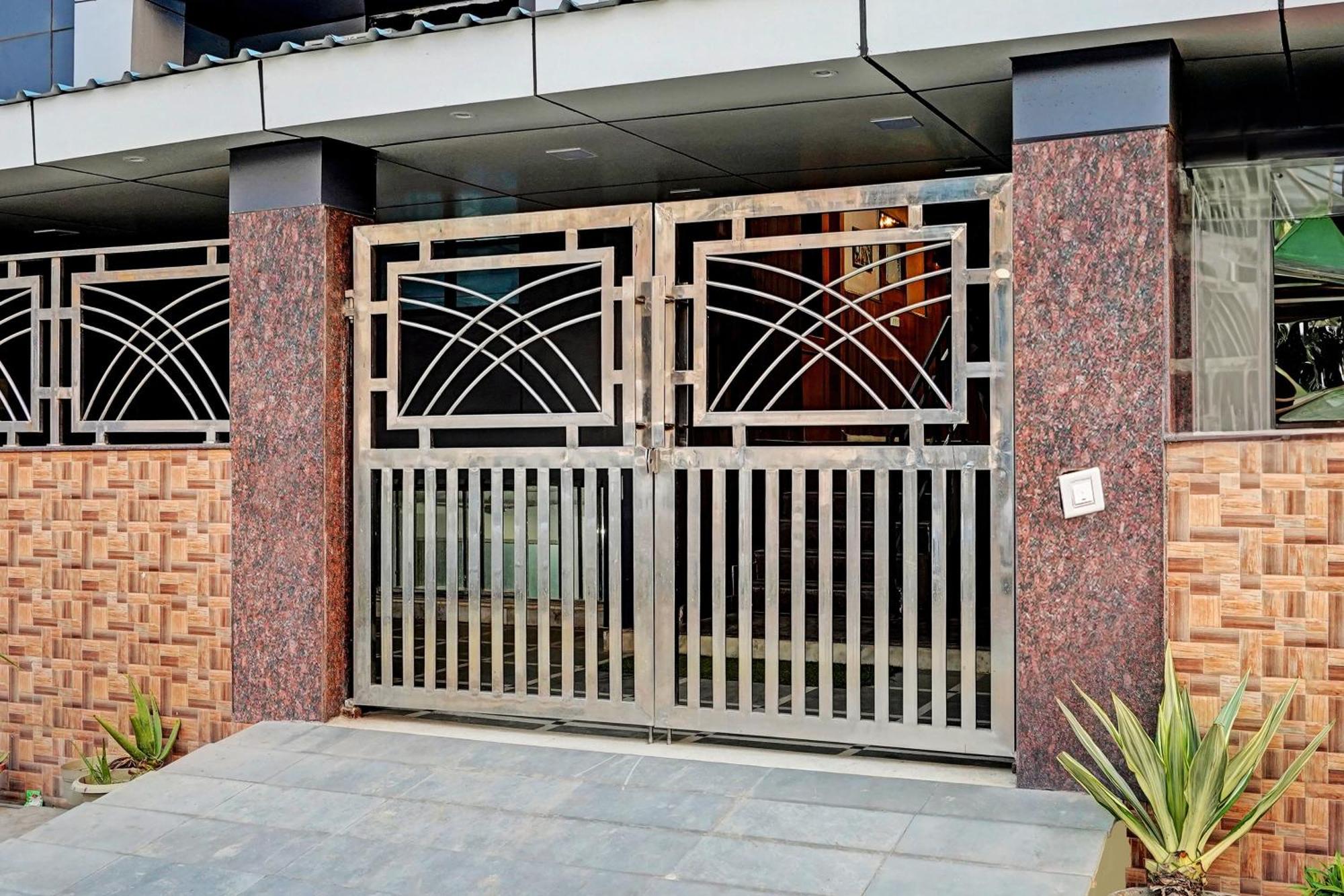 Hotel O Greno House Near Pvr Ansal Plaza Велика Нойда Екстер'єр фото